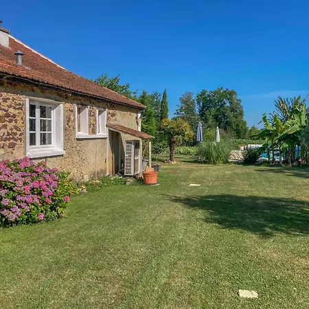 بيت للعطل Cabirat